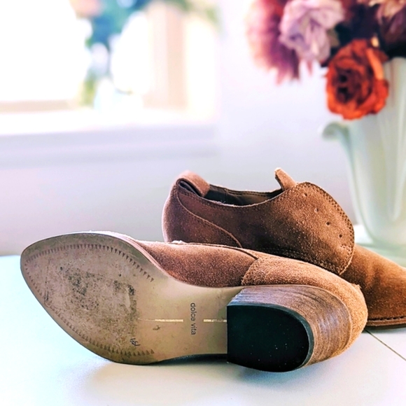 Dolce Vita Suede Shoes - Picture 4 of 7